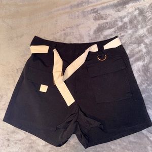 PrettyLittleThing Black Cargo Short